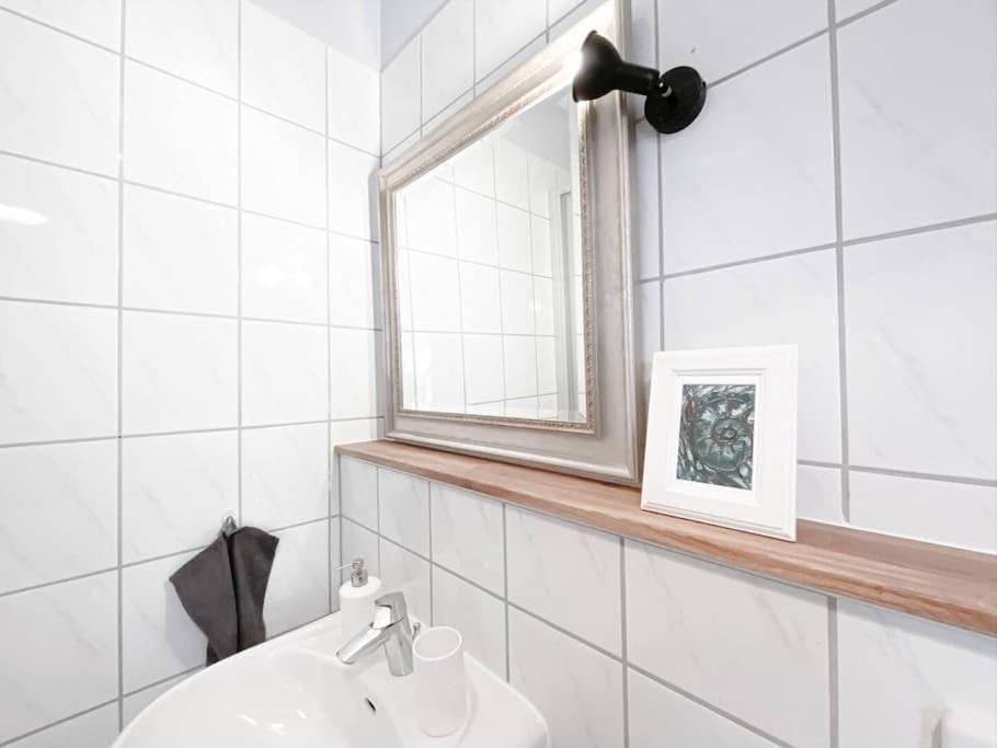 Schoene Ferienwohnung Mit Blick Ueber Stadtwald Лейпциг Экстерьер фото